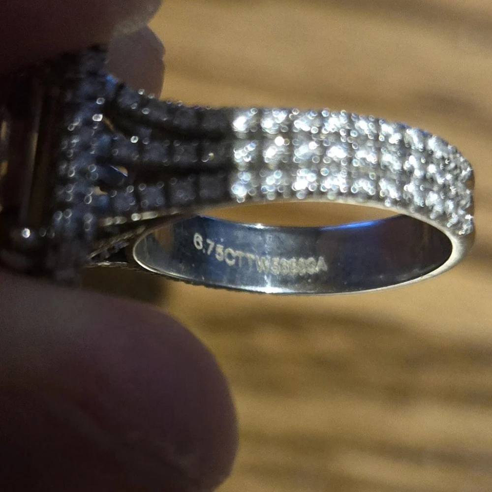 One Of A KIND - Picture 3 of 10